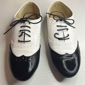 Women’s Oxfords